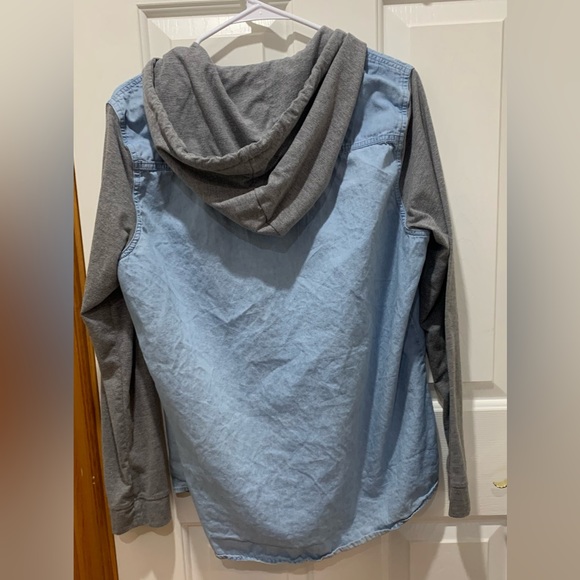 Super cute button up long sleeve shirt with hood from Ardene. Size XL. - Picture 3 of 5